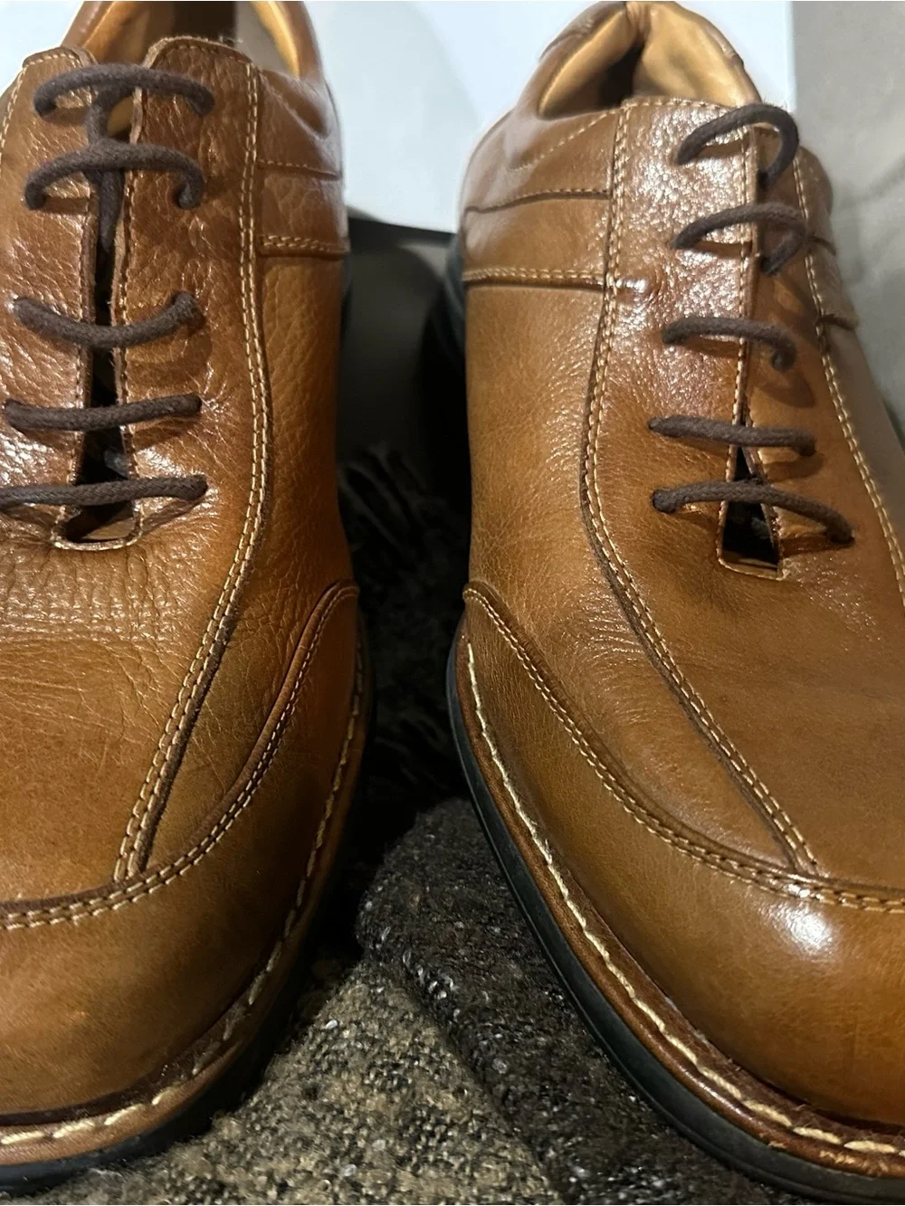 Johnston & Murphy Men's Leather Lace-Up, BarelyThere Wear, Closet Essential- 12M